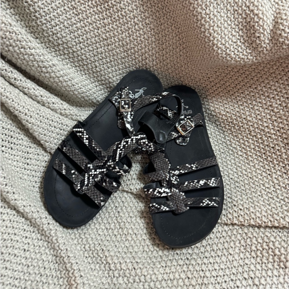 Corkys Oakdale Black and White Snakeskin Sandals, Size 8